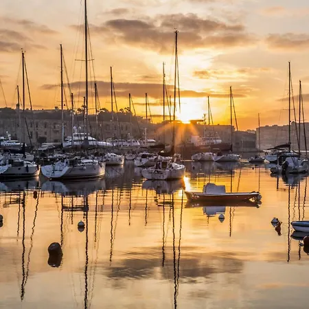 Cosy 1 Bedroom In The Heart Of Βαλέτα