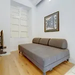 Cosy 1 Bedroom In The Heart Of *