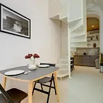 Daire Cosy 1 Bedroom In The Heart Of