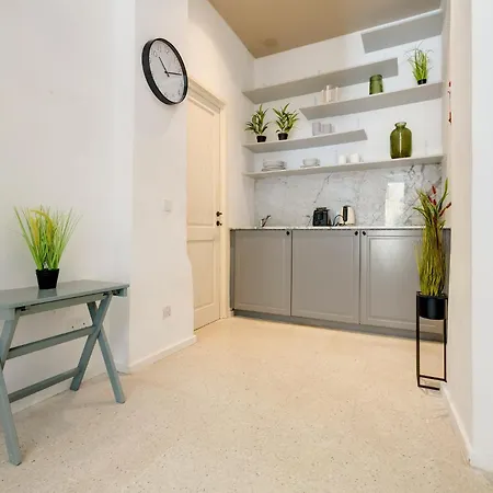 Cosy 1 Bedroom In The Heart Of Appartamento