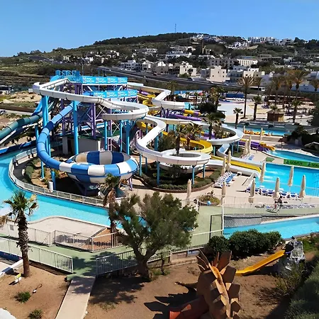 Апартаменты Cosy 1 Bedroom In The Heart Of